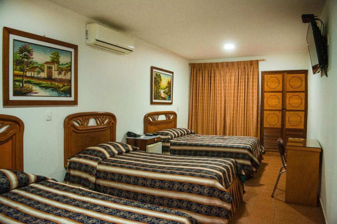 Hotel Chucarima Cúcuta Екстериор снимка